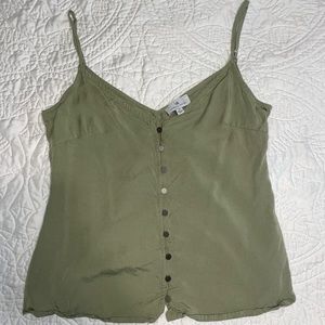 Urban Daizy green button-up tank